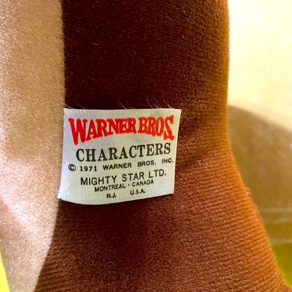 WARNER BROS. TASMANIAN DEVIL VINTAGE 1971 PLUSH WITH ORIGINAL ATTACHED TAGS - Picture 8 of 9